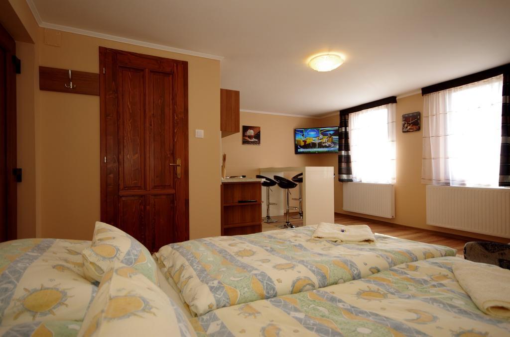 Gyulai Brill Apartman المظهر الخارجي الصورة