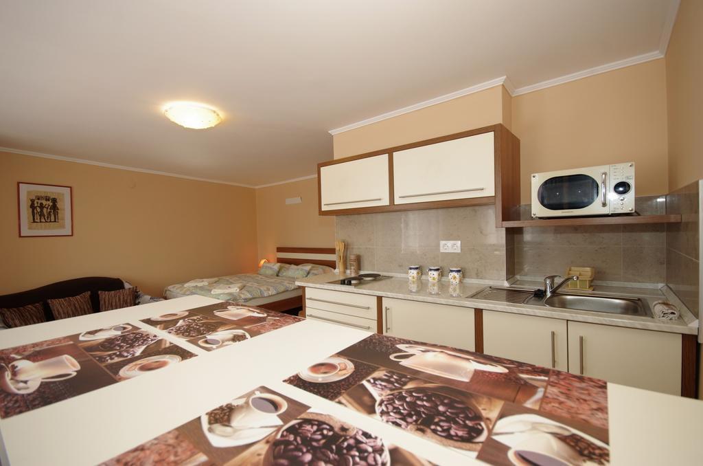Gyulai Brill Apartman المظهر الخارجي الصورة