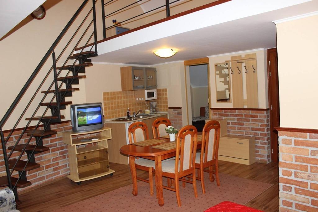 Gyulai Brill Apartman الغرفة الصورة